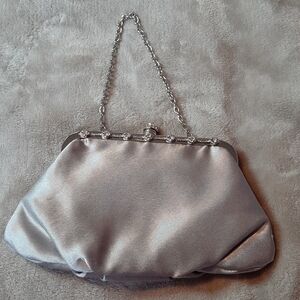 Mariell silver gray clutch